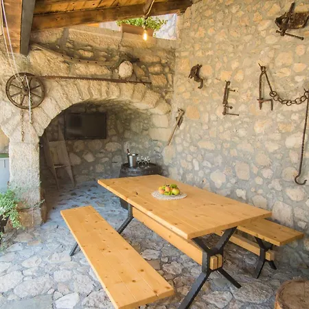 Holiday home Fuer 5 Personenund 1 Kind In *
